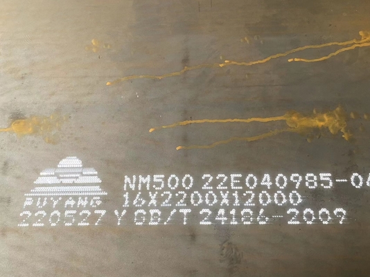 NM500 घर्षण प्रतिरोध स्टील वियर प्लेट्स 6.5' - 7.2' चौड़ाई